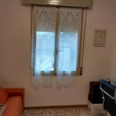 Deluxe Appartament Near Racetrack 110 Mq 4 People