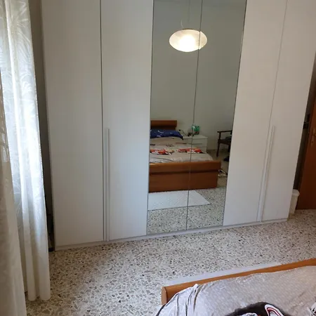 Deluxe Appartament Near Racetrack 110 Mq 4 People